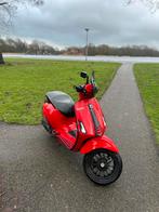 Vespa Sprint 4t 4v 2015, Ophalen, Gebruikt, Vespa S, Benzine