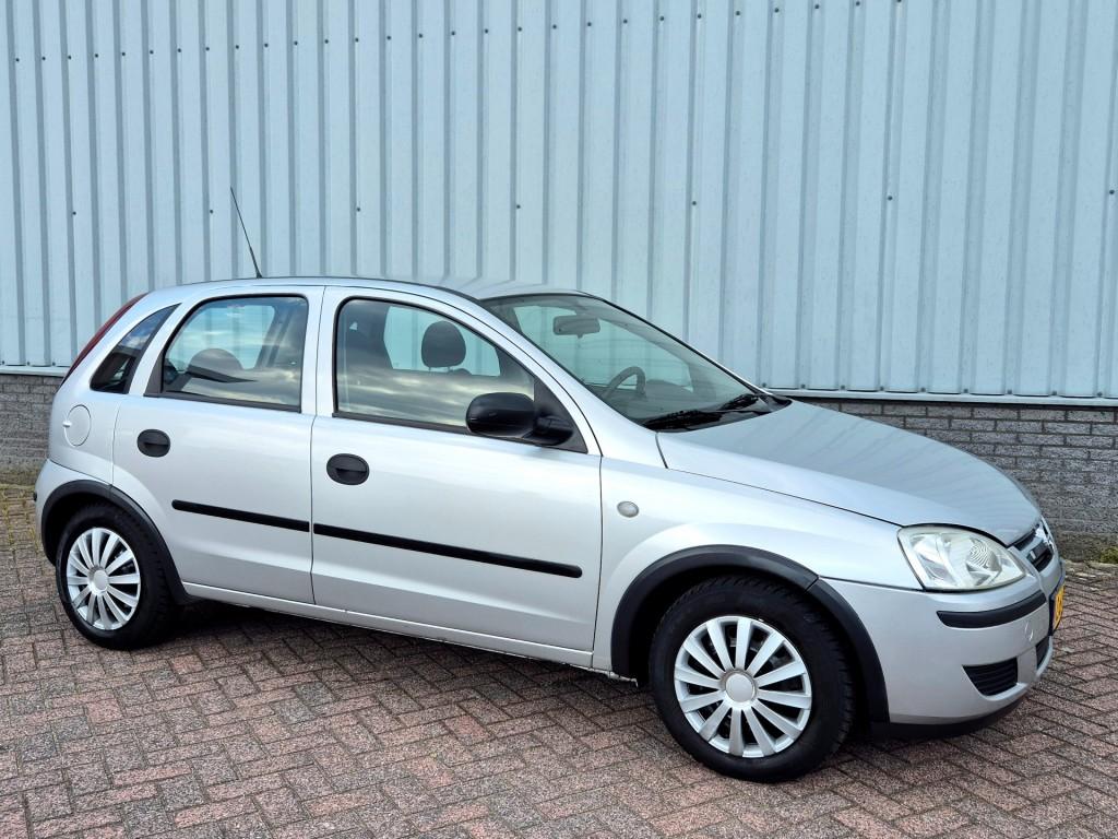 Opel CORSA 1.2 16V Nieuwe APK, Auto's, Opel, Voorwielaandrijving, 450 kg, Gebruikt, 31 €/maand