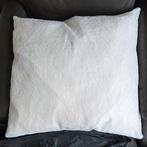 Beige-wit kussenhoes met kussen, 2 stuks, 54 - 54, Ophalen of Verzenden, Gebruikt, Wit, Vierkant