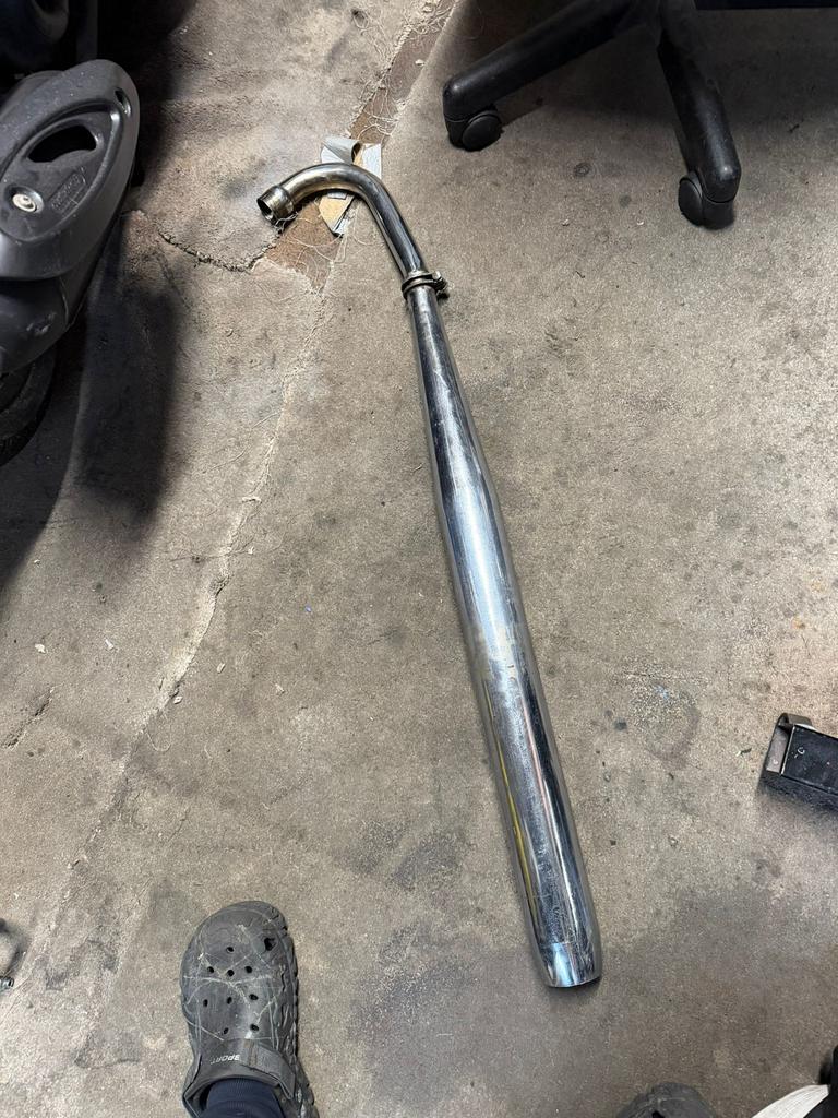 Gebruikte zundapp 529 uitlaat, Fietsen en Brommers, Brommeronderdelen | Zundapp, Ophalen of Verzenden, Gebruikt