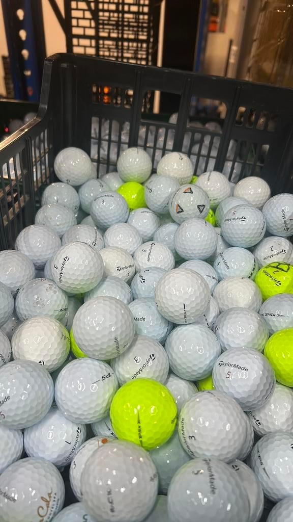 50 Stuks TaylorMade TP5 Golfballen AAAA, Ophalen of Verzenden, Zo goed als nieuw, Bal(len)