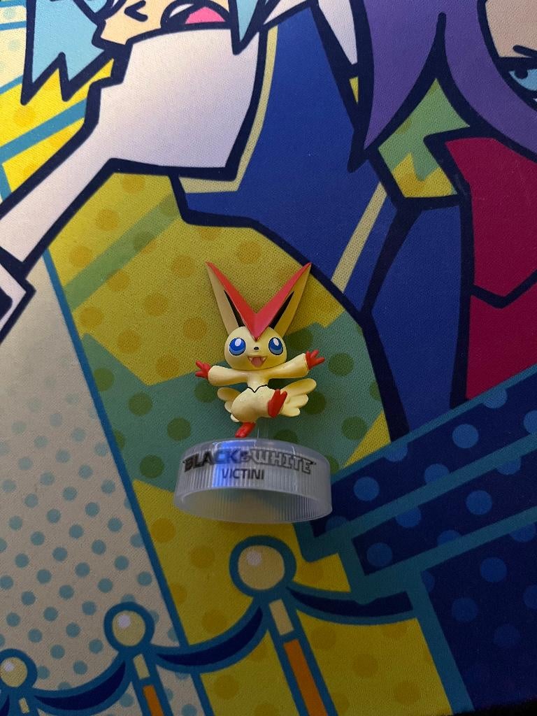 Pokemon TCG Figuur Victini, Ophalen of Verzenden, Zo goed als nieuw