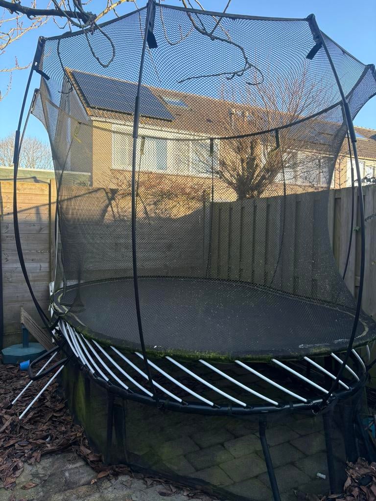 Spring free trampoline, Ophalen, Gebruikt