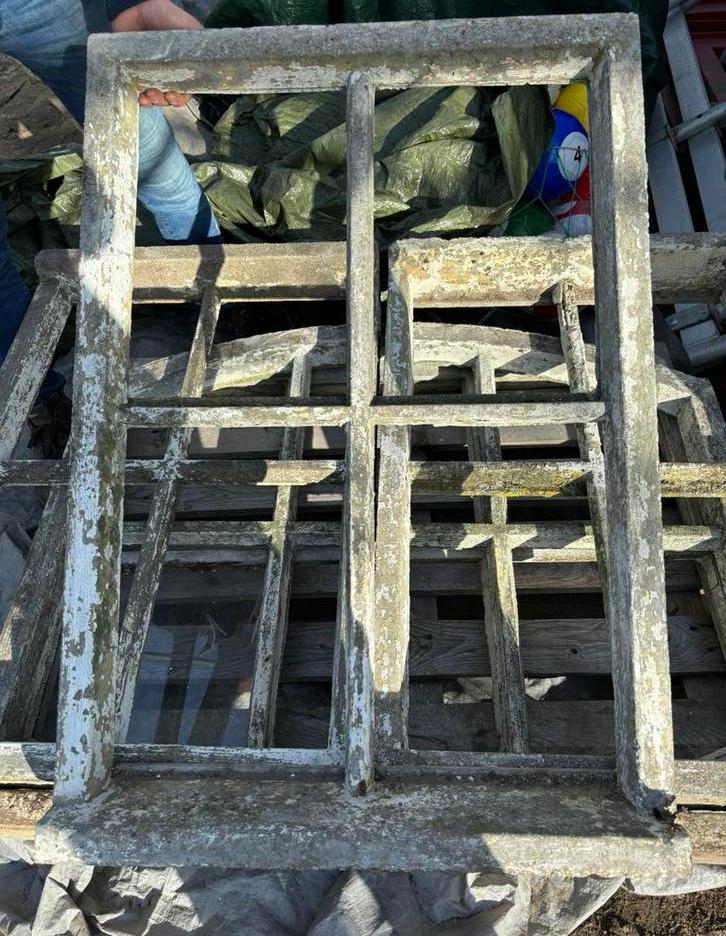 Betonnen boerderij raamkozijnen origineel, Overige materialen, Raamkozijn, Zo goed als nieuw, Nvt