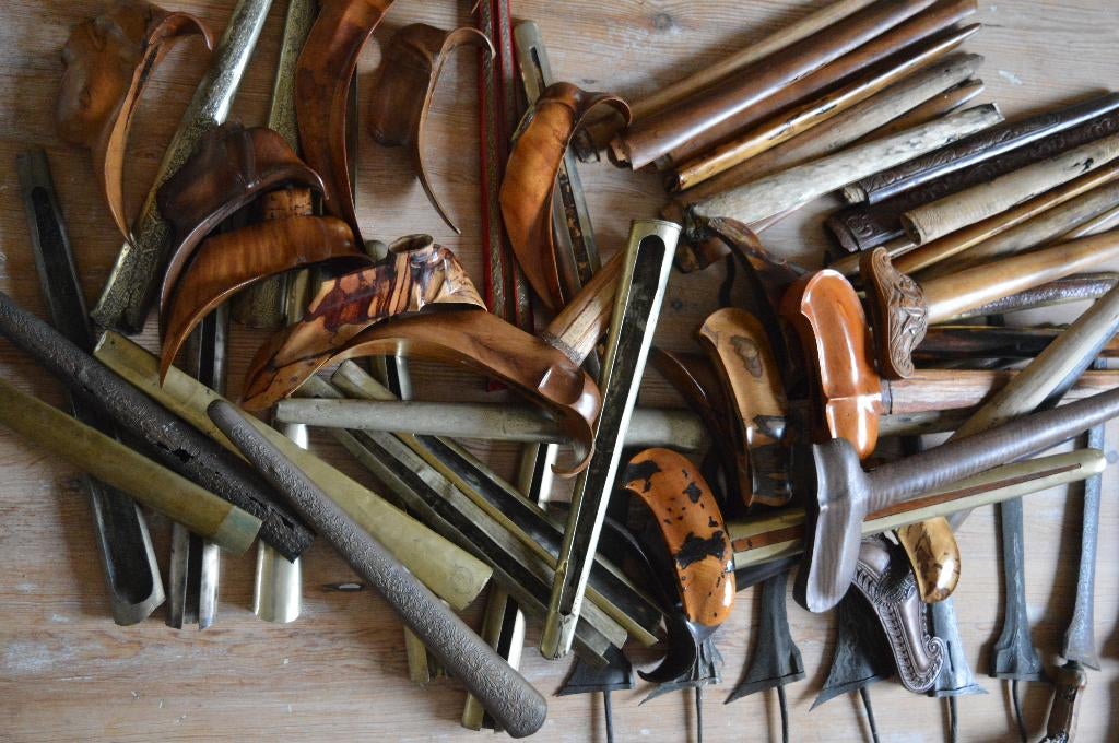 Keris, kris, onderdelen, Verzenden