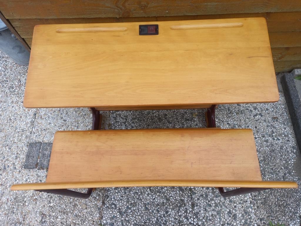 Nostalgisch schoolbankje met inktpot in goede staat., Ophalen, Opbergruimte, 110 cm, Kinderbureau