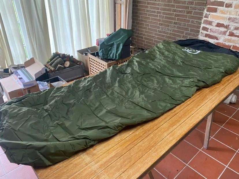 Slaapzak, Caravans en Kamperen, Slaapzakken, Ophalen of Verzenden, Zo goed als nieuw