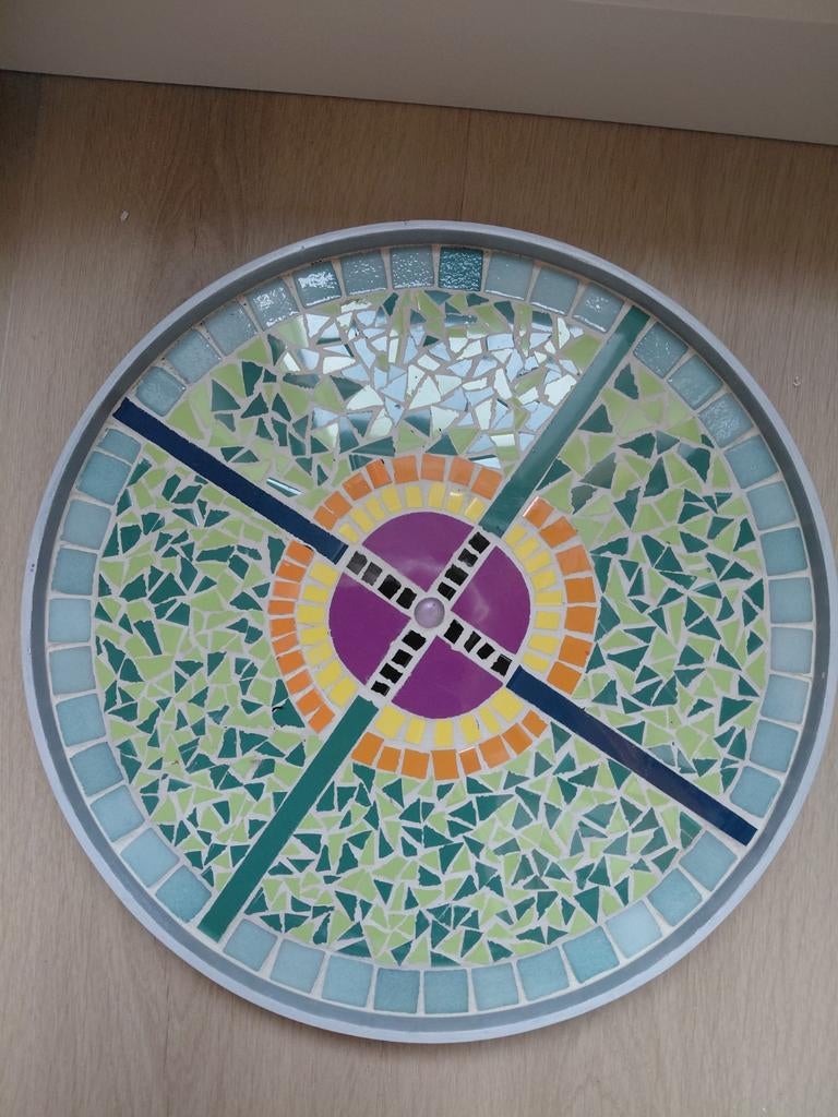 Rond tafeltje met mozaïek blad, Huis en Inrichting, Tafels | Sidetables, 25 tot 50 cm, 50 tot 100 cm, Rond, Ophalen of Verzenden