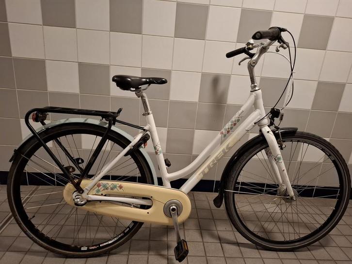 Dames fiets, Fietsen en Brommers, Fietsen | Dames | Damesfietsen, Gebruikt, Overige merken, Ophalen