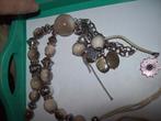 Ketting Suede koord Zilvertint Kralen Beige Stenen Kwast, Verzenden, Beige, Nieuw, Steen of Mineraal