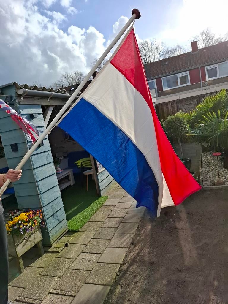 Nederlandse vlag voor koningsdag e.d. met stok en houder, Diversen, Vlaggen en Wimpels, Ophalen