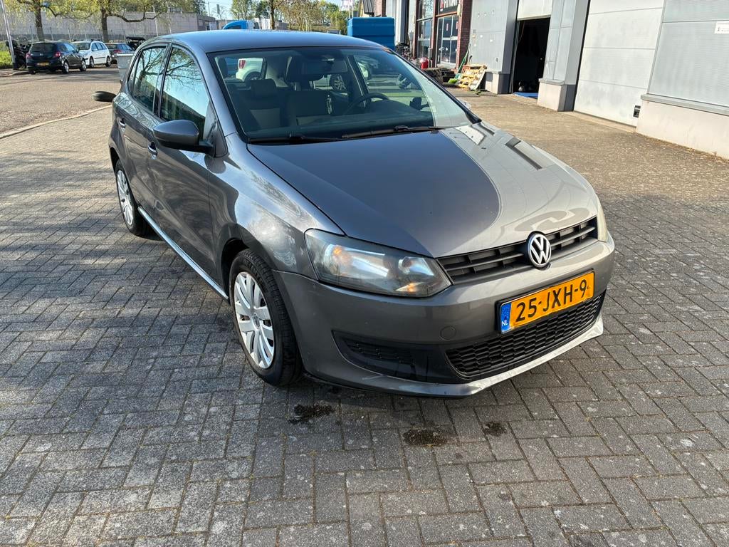 Volkswagen Polo 1.2 51KW 2009 Grijs nieuwe ketting, Auto's, Volkswagen, Particulier, Polo, Benzine, B, Hatchback, Handgeschakeld