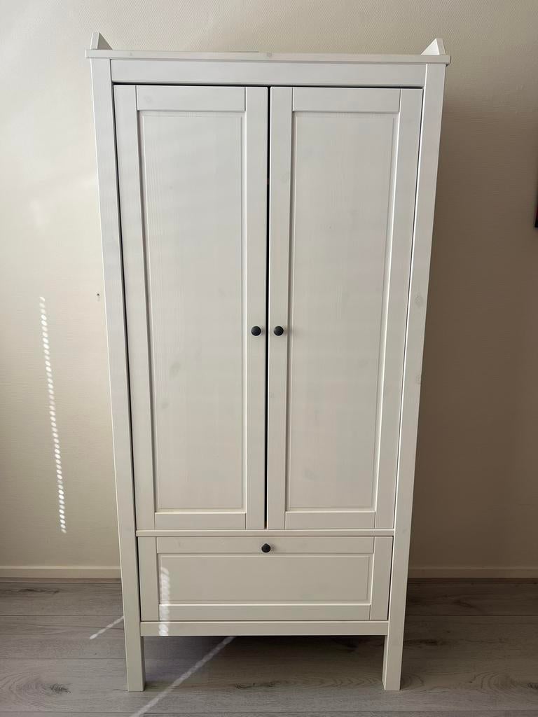 Ikea kast Sundvik zo goed als nieuw, Kinderen en Baby's, Kinderkamer | Commodes en Kasten, Ophalen, 50 tot 70 cm, 105 cm of meer