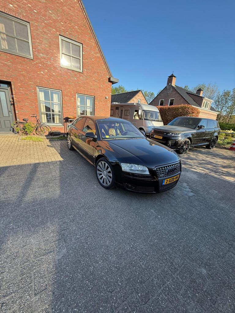 Audi A8 3.2 FSI 191KW Quattro AUT 2006 Zwart, Auto's, Automaat, Leder, Bruin, Vierwielaandrijving