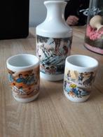 Setje van Chinese glaasjes met fles, Ophalen of Verzenden