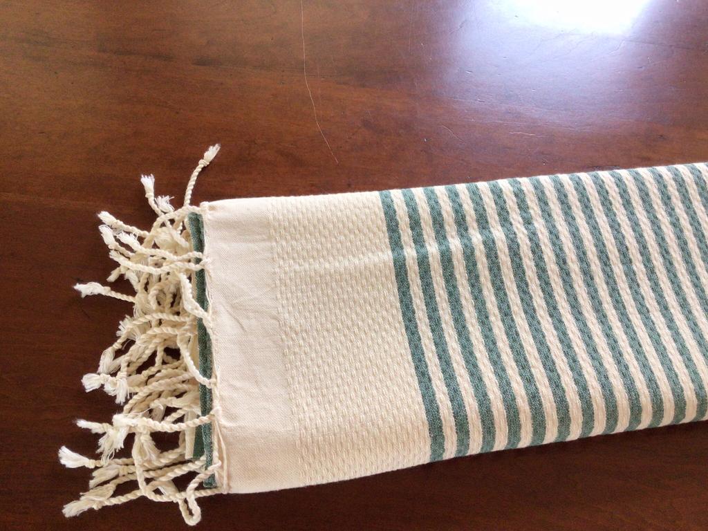 Bad/strandlaken, Ophalen of Verzenden, Nieuw, Handdoek