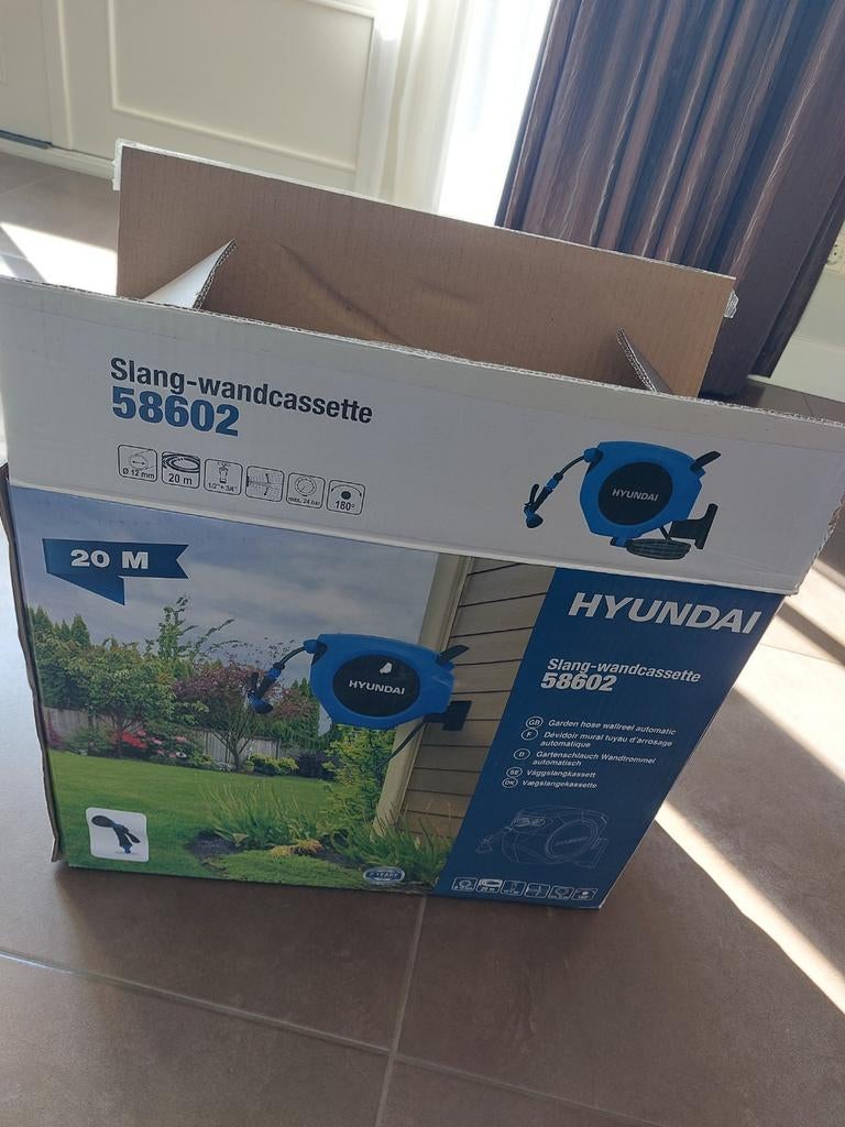 Hyundai slang wandcassette, Tuin en Terras, Tuinslangen, Ophalen of Verzenden, Nieuw, Tuinslanghaspel