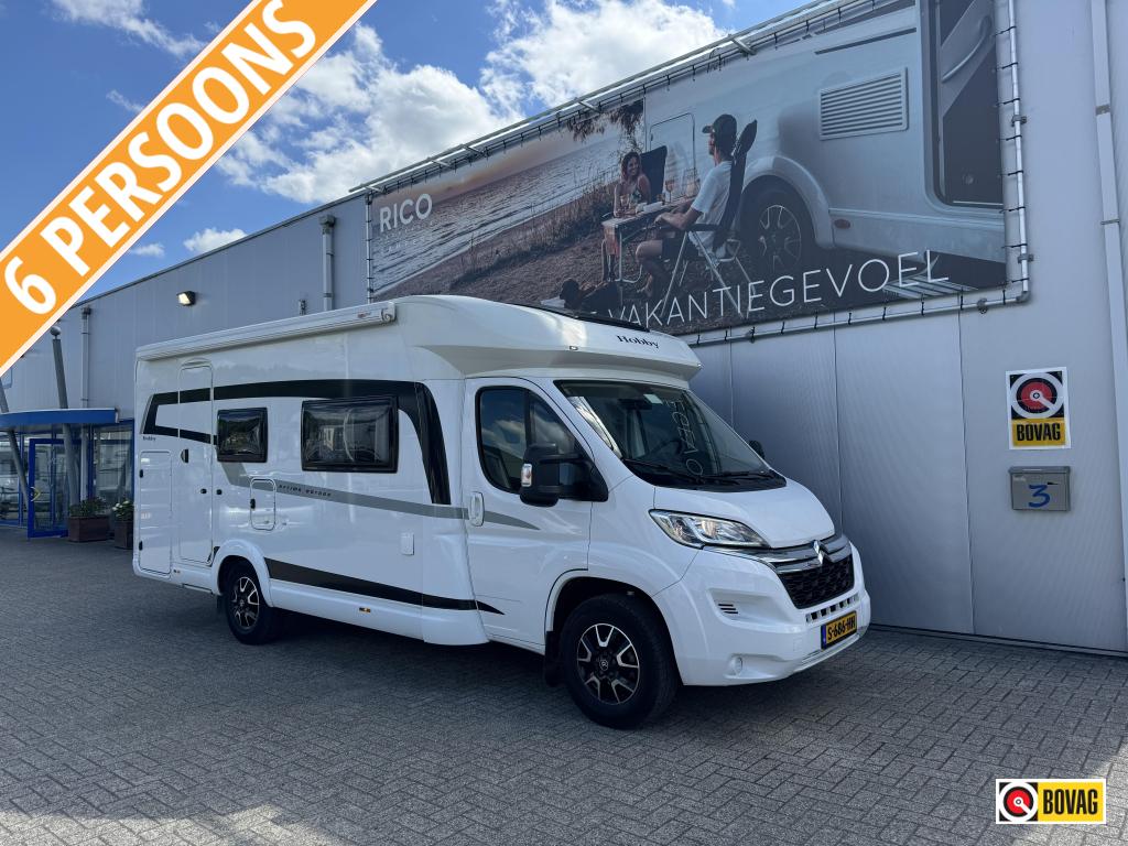 Hobby Optima Ontour 65 HKM 6 persoons / Stapelbedden/Hefbed, Caravans en Kamperen, Campers, Ringverwarming, Hobby, Airbags, Treinzit