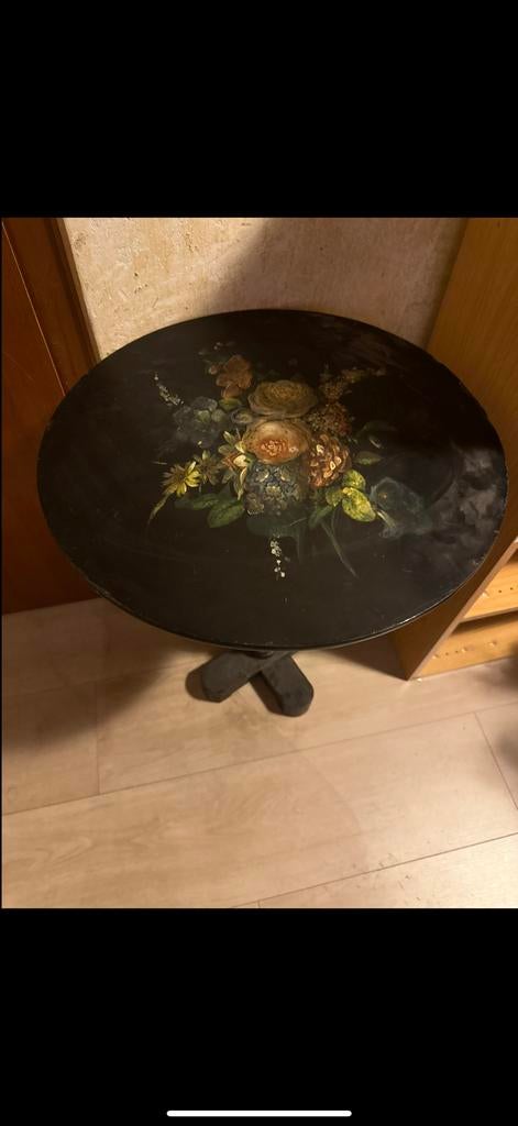 Prachtig antiek tafeltje, Ophalen, Zo goed als nieuw