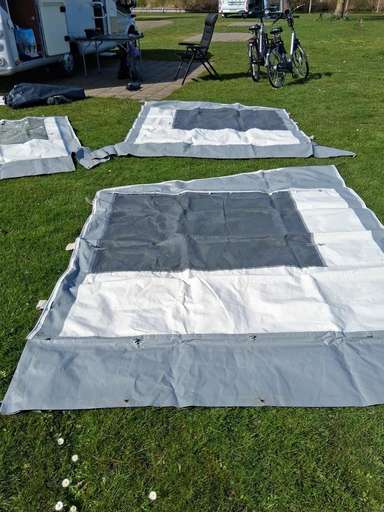 Mooie Thule Omnistor G2 rainblocker, Caravans en Kamperen, Ophalen