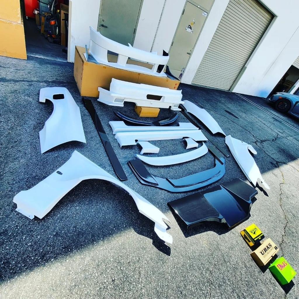 Uras Type-GT bodykit fenders spoiler - Nissan 200sx S15, Auto diversen, Tuning en Styling, Ophalen of Verzenden