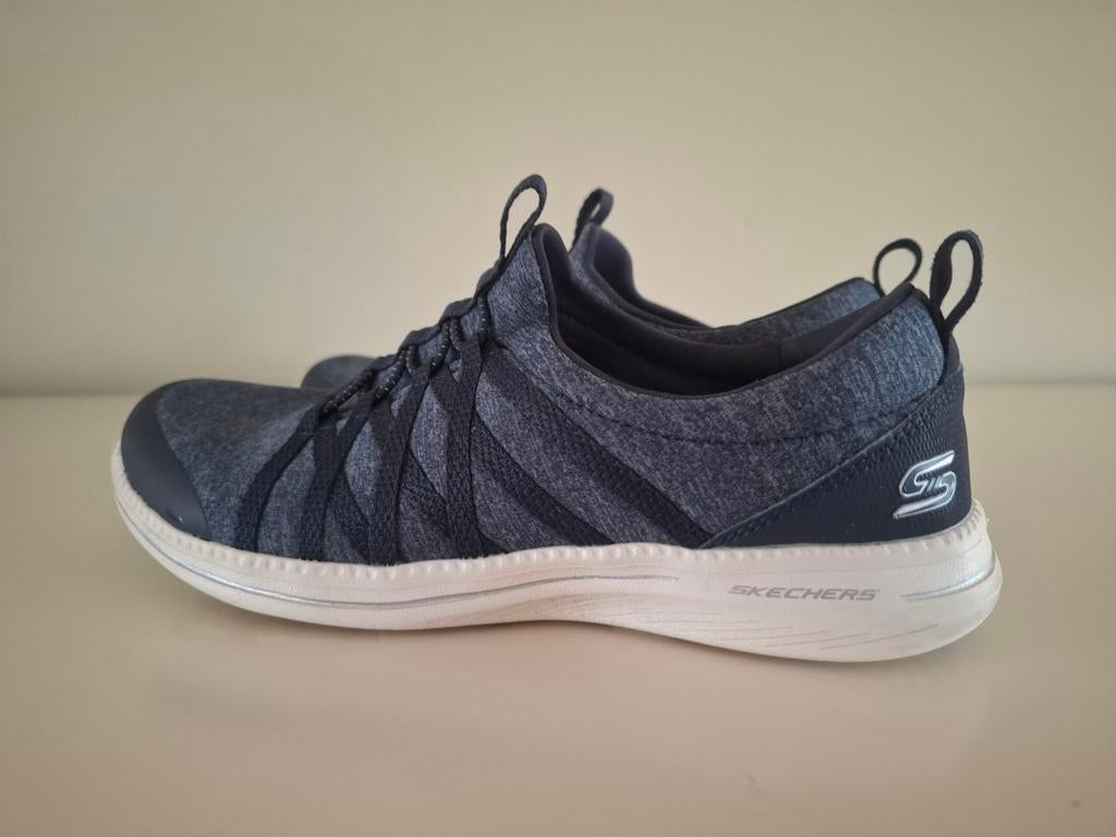 Skechers sneakers 38 blauw Nieuw staat, Skechers, Blauw, Nieuw, Ophalen of Verzenden