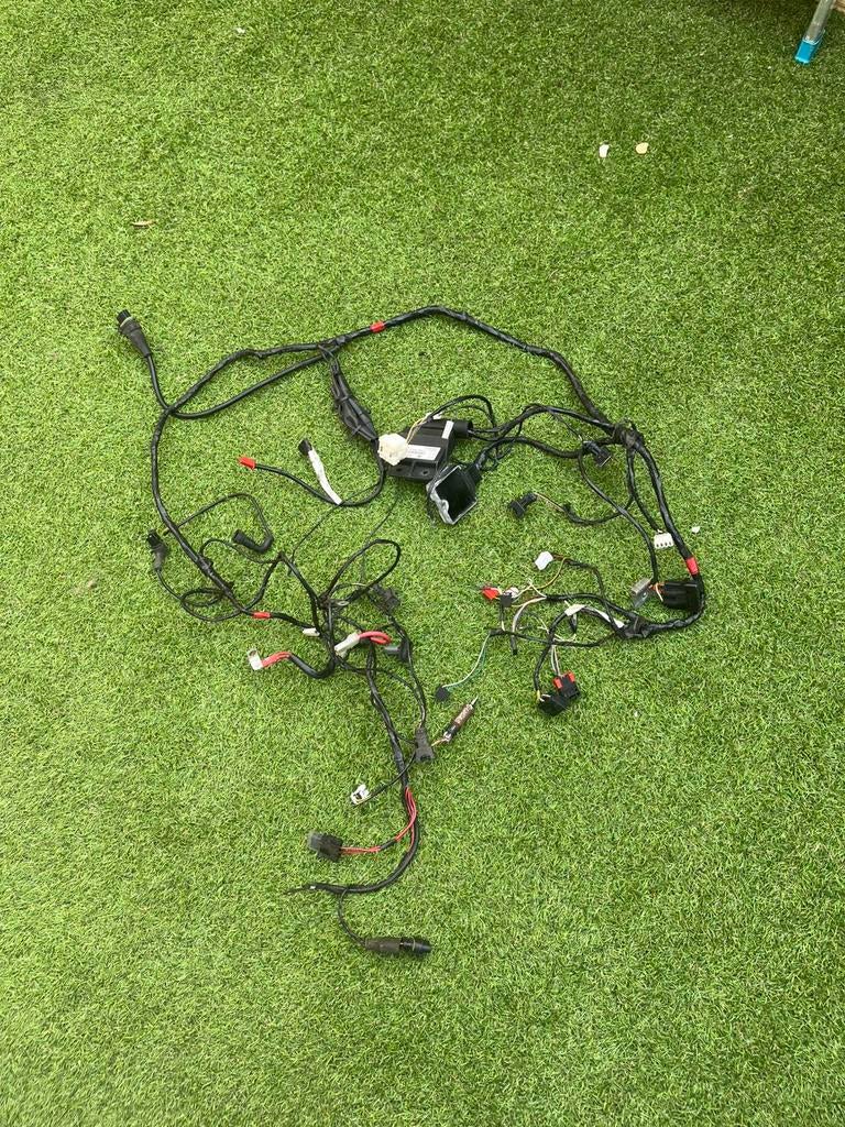 Kabelboom vespa, Fietsen en Brommers, Brommeronderdelen | Scooters, Ophalen, Zo goed als nieuw