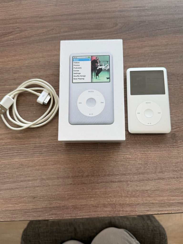 Ipod classic 120gb, Audio, Tv en Foto, Mp3-spelers | Apple iPod, Ophalen of Verzenden, Zo goed als nieuw, Classic, 40 GB en meer