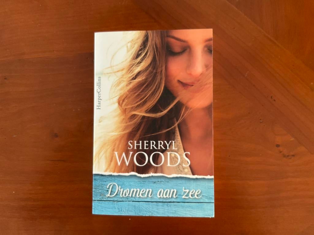 Dromen aan zee - Sherryl Woods, Boeken, Ophalen of Verzenden, Gelezen, Nederland