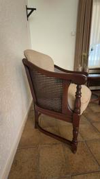 stoelen en tafel,  opnieuw gestoffeerd, Huis en Inrichting, Stoelen, Gebruikt, Twee, Bruin, Ophalen of Verzenden