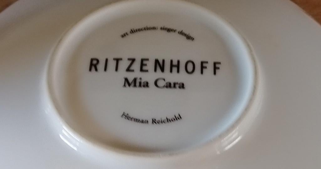 Kop en Schotel Ritzenhoff, Huis en Inrichting, Keuken | Servies, Ophalen of Verzenden, Aardewerk, Overige stijlen, Kop(pen) en/of Schotel(s)