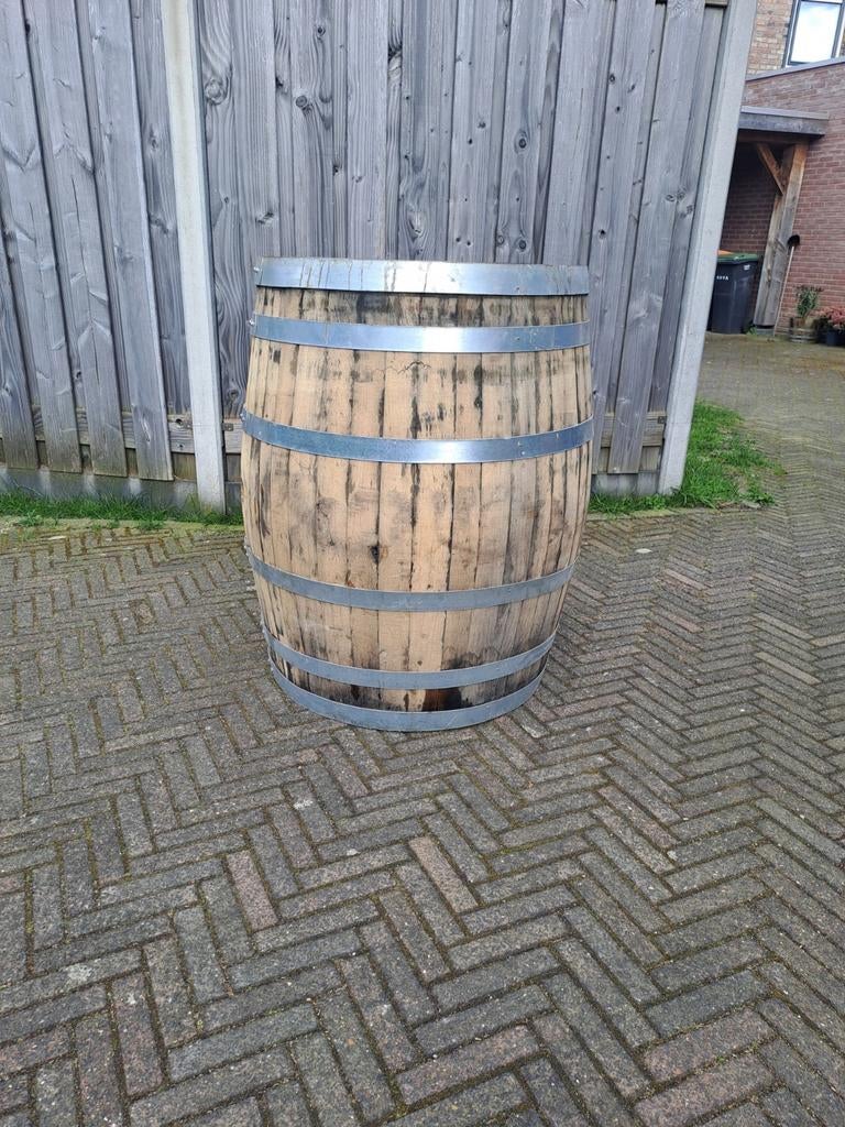 Te koop mooie grote regenton, 150 liter of meer, Ophalen