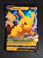 Pokemon Pikachu V SWSH061 Black Star Promo NM, Hobby en Vrije tijd, Verzamelkaartspellen | Pokémon, Verzenden, Zo goed als nieuw
