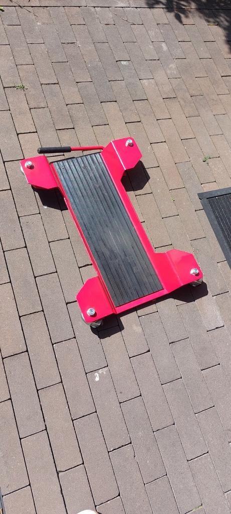 Motormover z.g.a.n., Ophalen