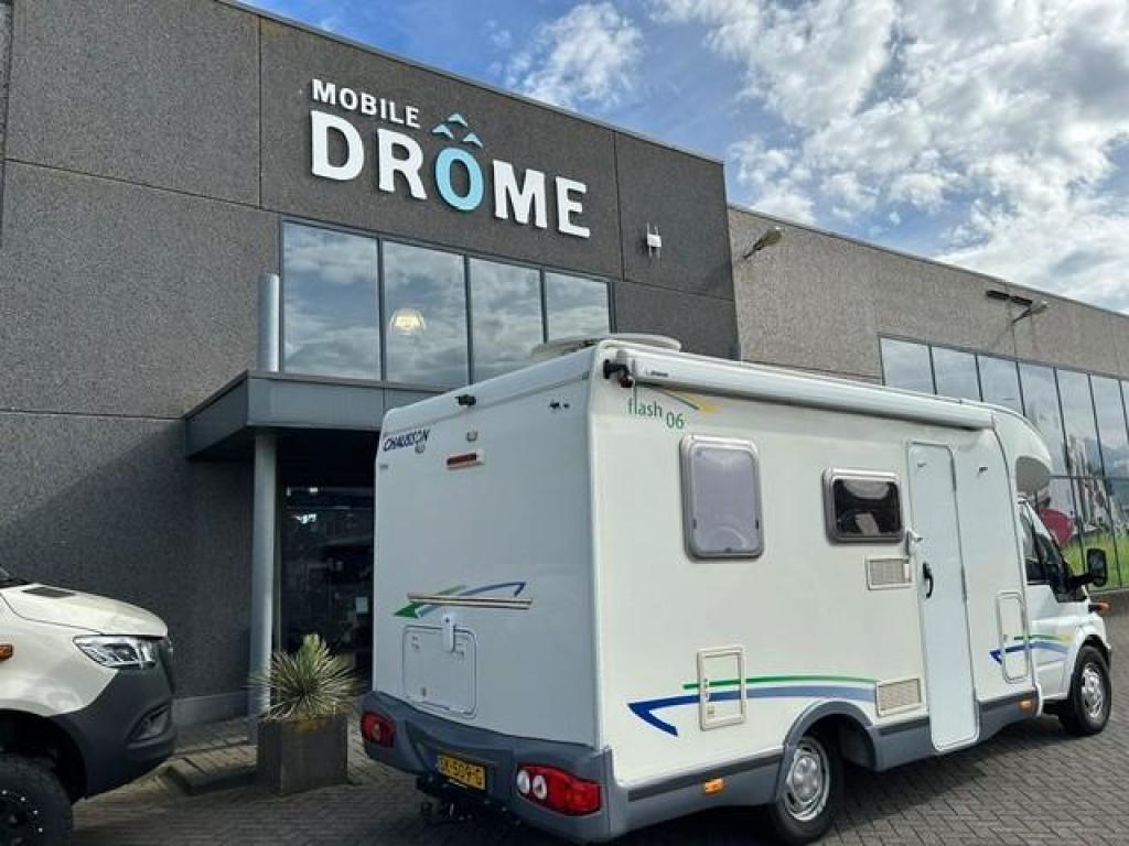 Chausson Flash 6 SUPER NETJES, Caravans en Kamperen, Ringverwarming, Ford, Koelkast, Luifel