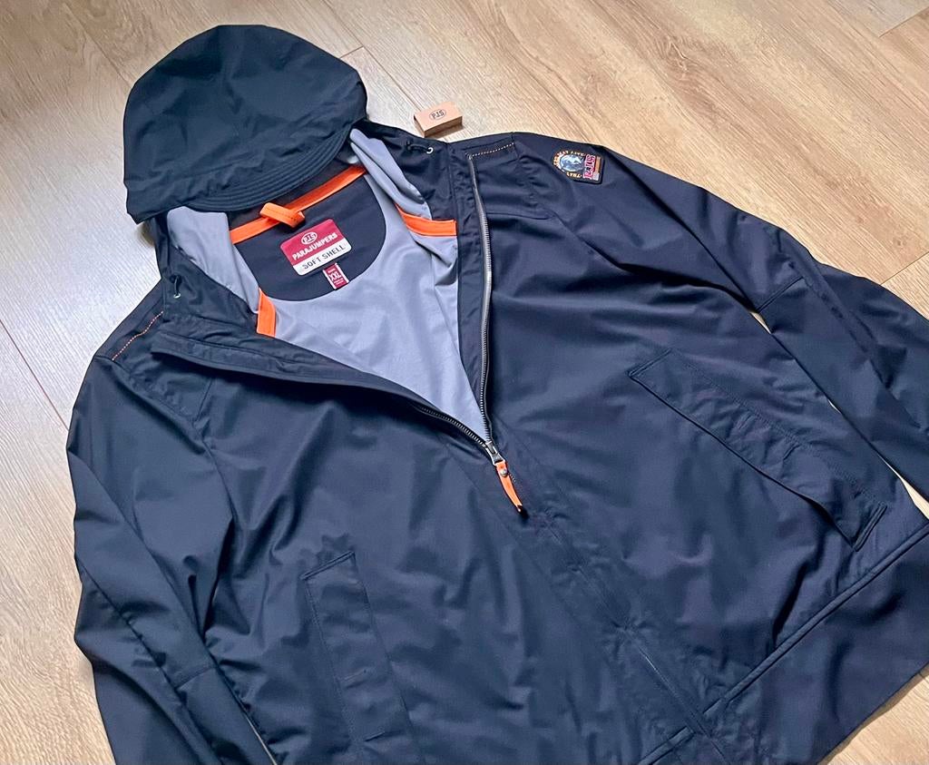 Parajumpers Soft Shell Jas – Luxe uitvoering –Nieuwstaat-, Kleding | Heren, Jassen | Zomer, Zwart, Parajumpers, Ophalen of Verzenden