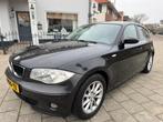 BMW 1-Serie 1.6 I 116 veel extra’s top auto!!!, Auto's, BMW, 1596 cc, 4 cilinders, 635 kg, Zwart