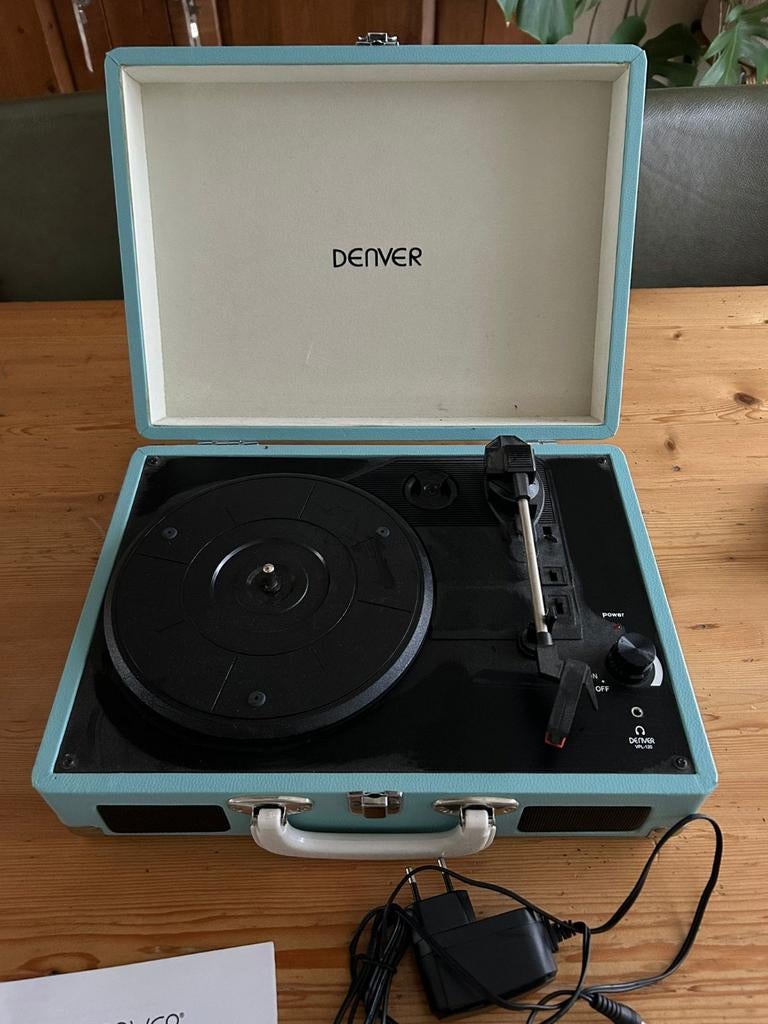 Lichtblauwe platenspeler met ingebouwde boxen, Ophalen of Verzenden, Gebruikt, Platenspeler, Overige merken