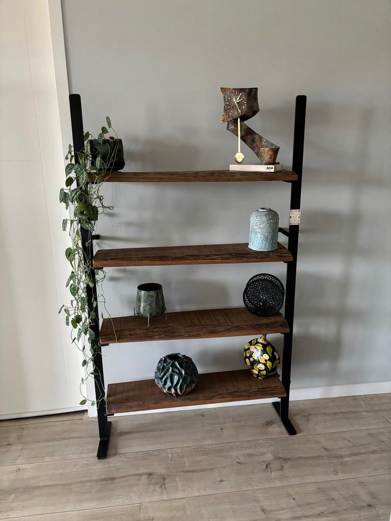 Mooi industriële wandmeubel, Ophalen, Zo goed als nieuw, Minder dan 150 cm, 150 tot 200 cm