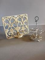 Metalen boekenstandaard en eierrekje, Ophalen of Verzenden