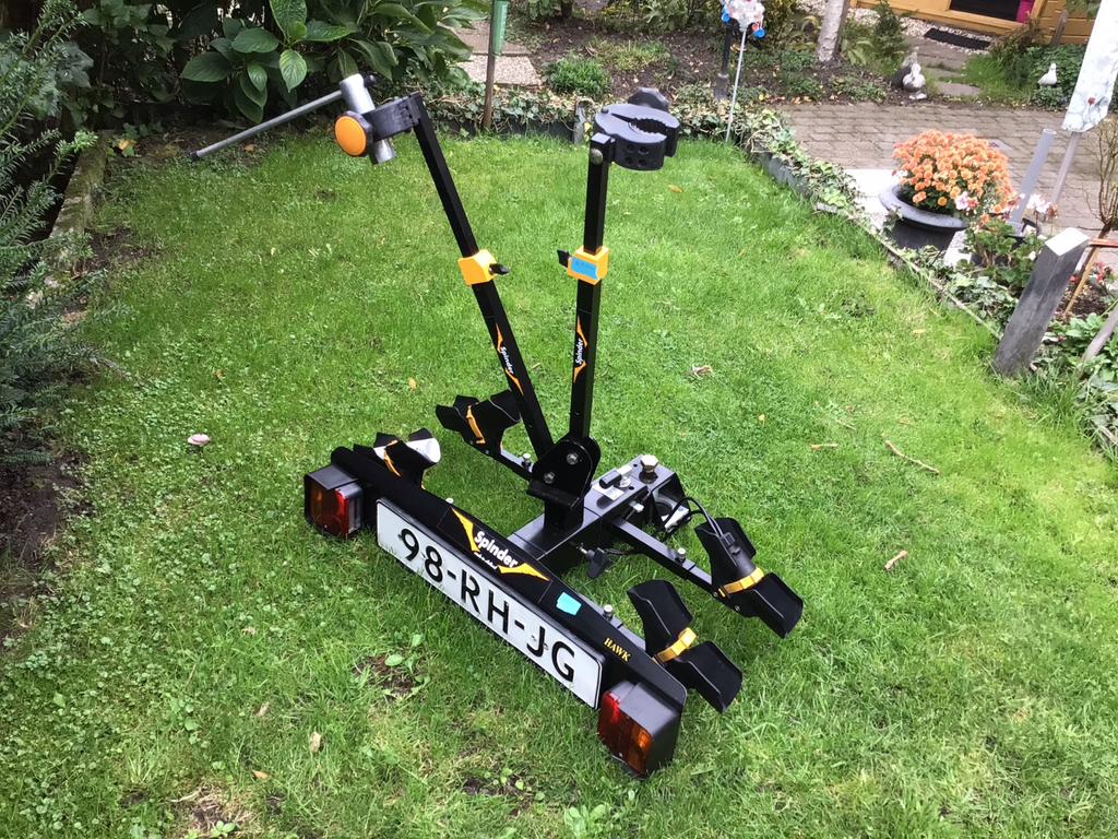 Spinder Hawk fietsendrager voor elektrische fietsen, Gebruikt, Ophalen of Verzenden, 2 fietsen, Trekhaakdrager