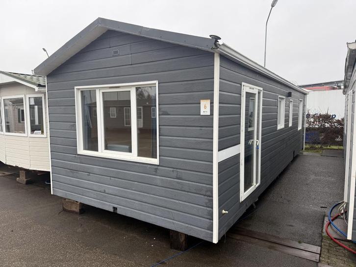 Kunststof Chalet 10.70 x 4 m 2 slp cv Airco, Caravans en Kamperen, Stacaravans