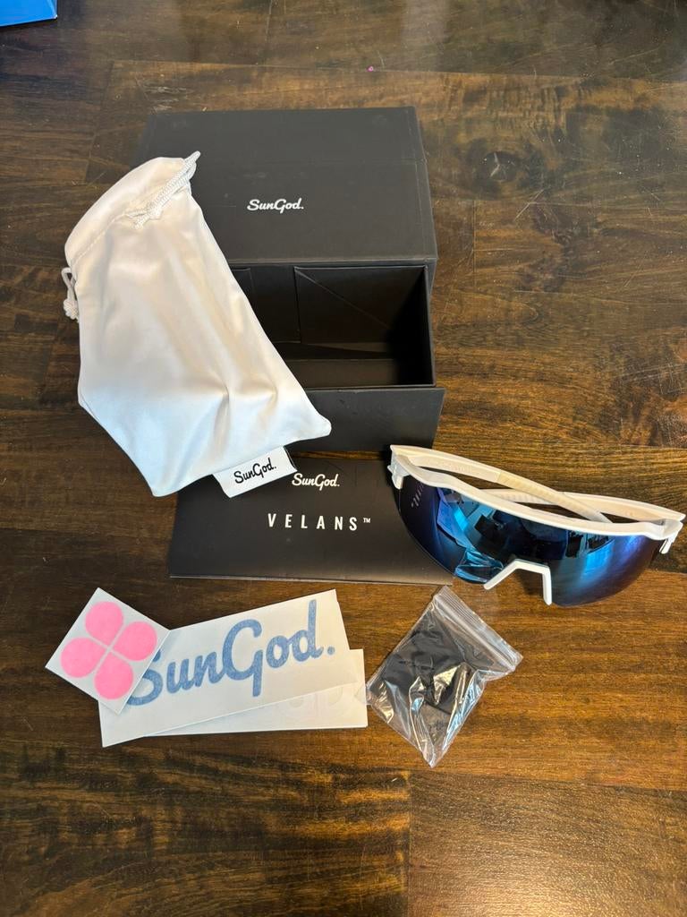 Sungod Velans zonnebril, Ophalen of Verzenden, Zo goed als nieuw, Wit, Overige merken