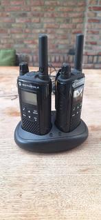 Motorola Walkie Talkie Set, Ophalen of Verzenden, Zo goed als nieuw, Portofoon of Walkie-talkie, Met broekklem