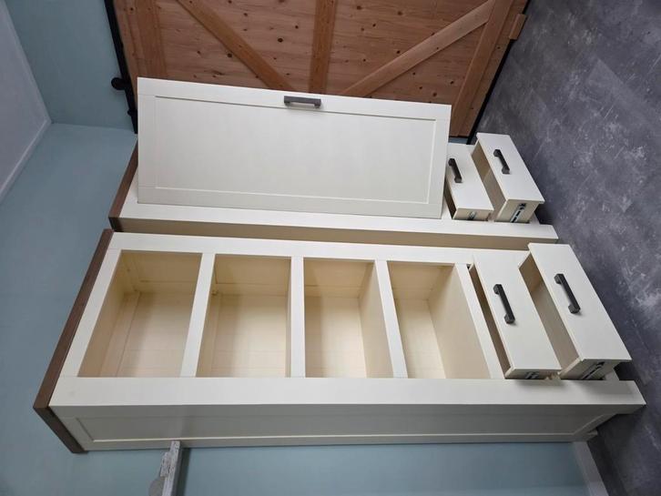 2 sta kasten 200x70cm, Huis en Inrichting, Kasten | Overige, Zo goed als nieuw, Ophalen