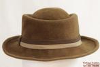 Vintage Dameshoed bruin stijf velours 55 = S tot XS, Ophalen of Verzenden, Gedragen, 55 cm (S, 6⅞ inch) of minder, Hoed