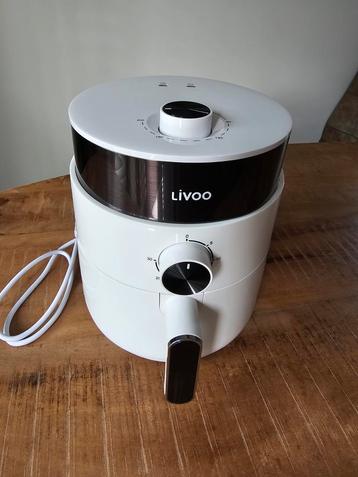 Livoo kleine airfryer. beschikbaar voor biedingen