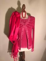 VINTAGE WE TWIN-SET FUCHSIA, Kleding | Dames, Maat 38/40 (M), Verzenden, VINTAGE WE, Zo goed als nieuw