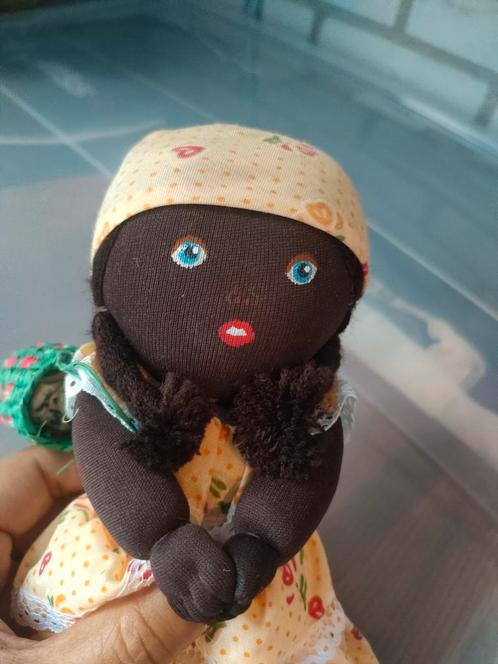 Schattig poppetje. Koto misi, Kinderen en Baby's, Speelgoed | Poppen, Zo goed als nieuw, Overige typen, Ophalen of Verzenden