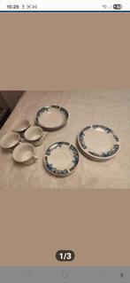Chinees servies bloemmotief, Antiek en Kunst, Ophalen of Verzenden
